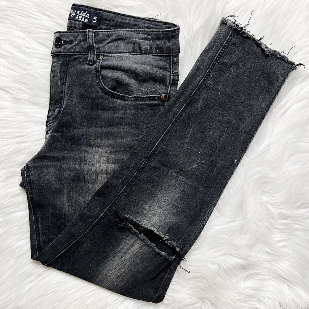 Monkey Ride Distressed Skinny Jeans Black Size 5